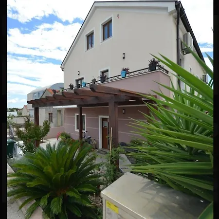 Maya * Zadar